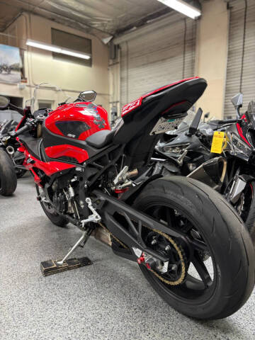 2024 BMW S 1000 RR