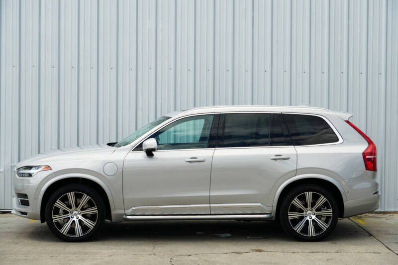 2023 Volvo XC90 Recharge T8 Ultimate Bright Theme 6P