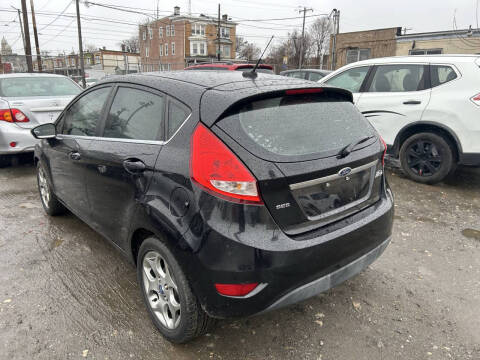 2011 Ford Fiesta SES