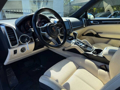 2017 Porsche Cayenne