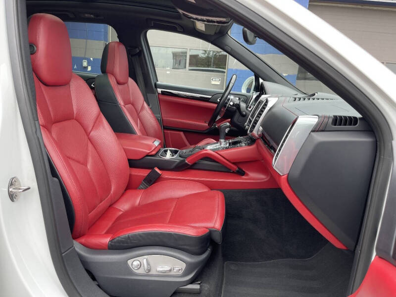 2015 Porsche Cayenne S