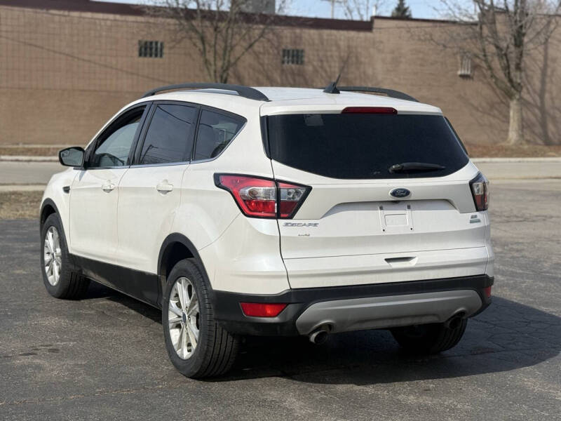 2018 Ford Escape SE