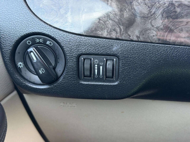 2011 Dodge Grand Caravan Crew