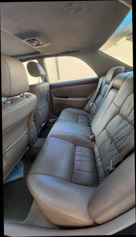 2000 Lexus ES 300