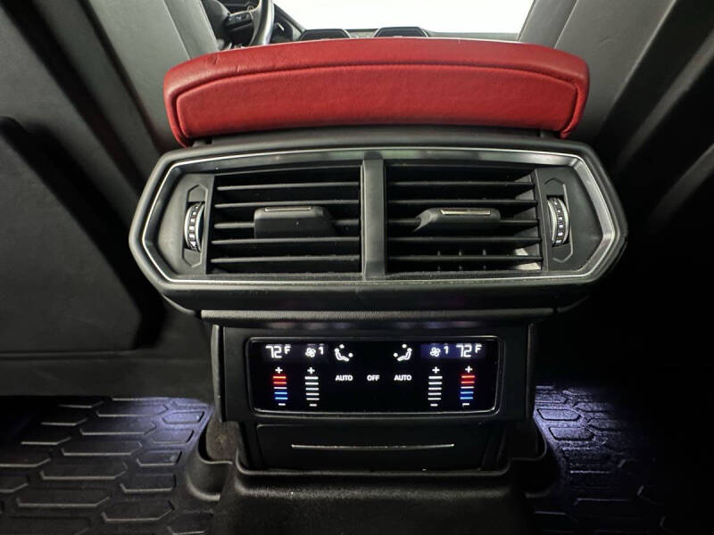 2019 Lamborghini Urus