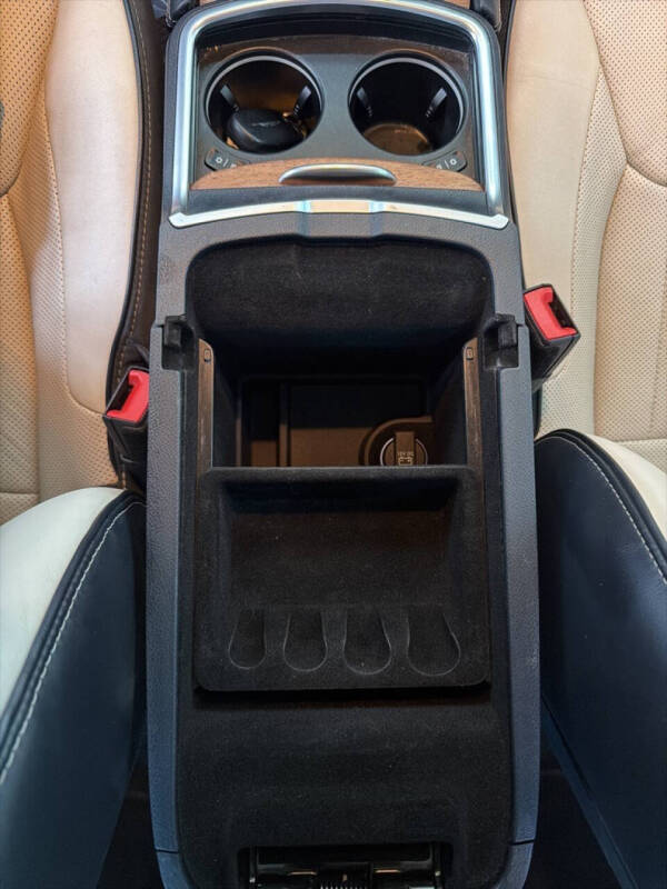 2015 Chrysler 300 C Platinum