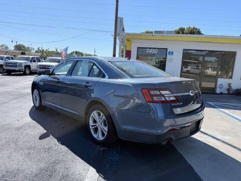 2018 Ford Taurus SEL