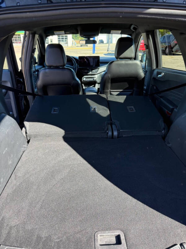 2023 Ford Escape ST-Line