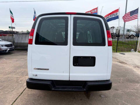 2020 Chevrolet Express 2500