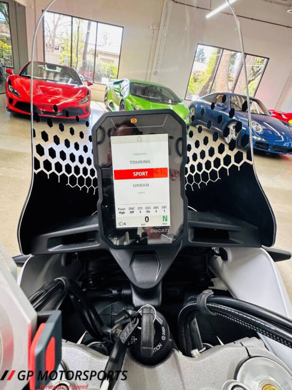 2024 Ducati Desert X
