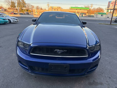 2014 Ford Mustang V6