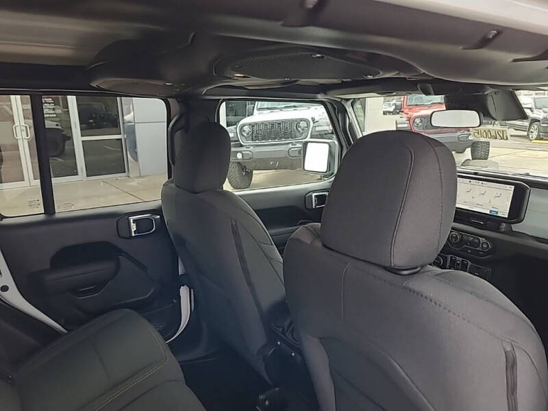 2026 Jeep Gladiator Willys