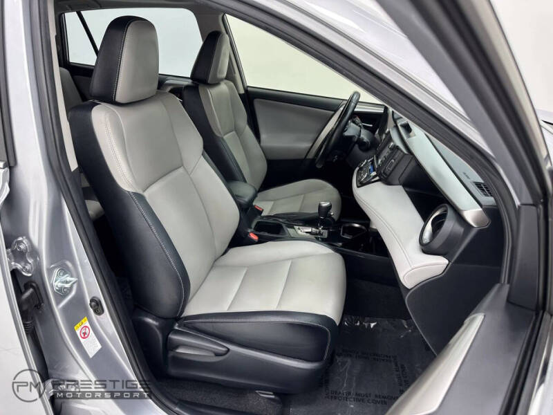 2017 Toyota RAV4 Hybrid Limited