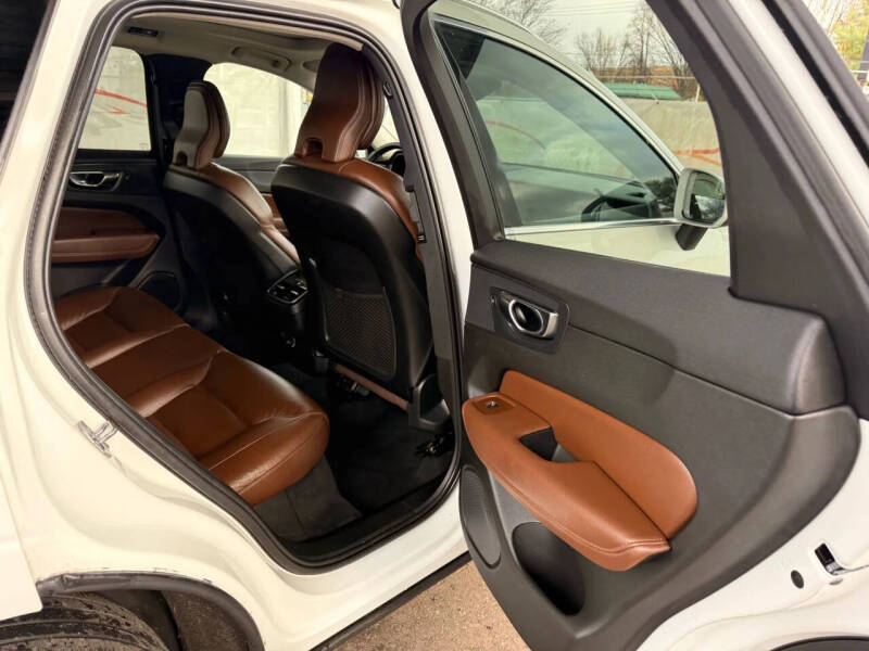 2020 Volvo XC60 T5 Inscription