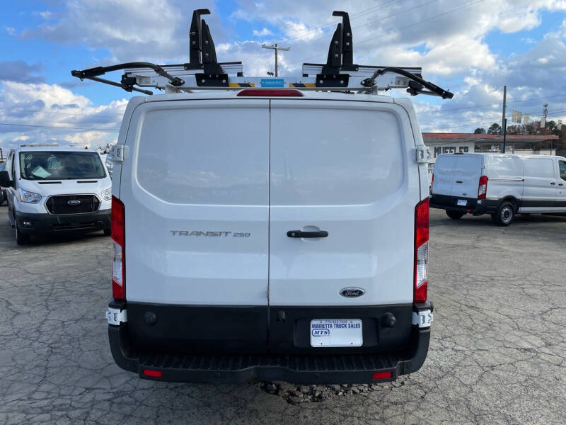 2019 Ford Transit Van Base photo 4