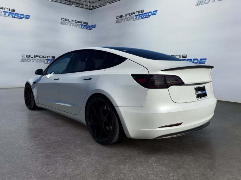 2021 Tesla Model 3 Long Range