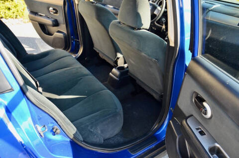 2011 Nissan Versa 1.8 S