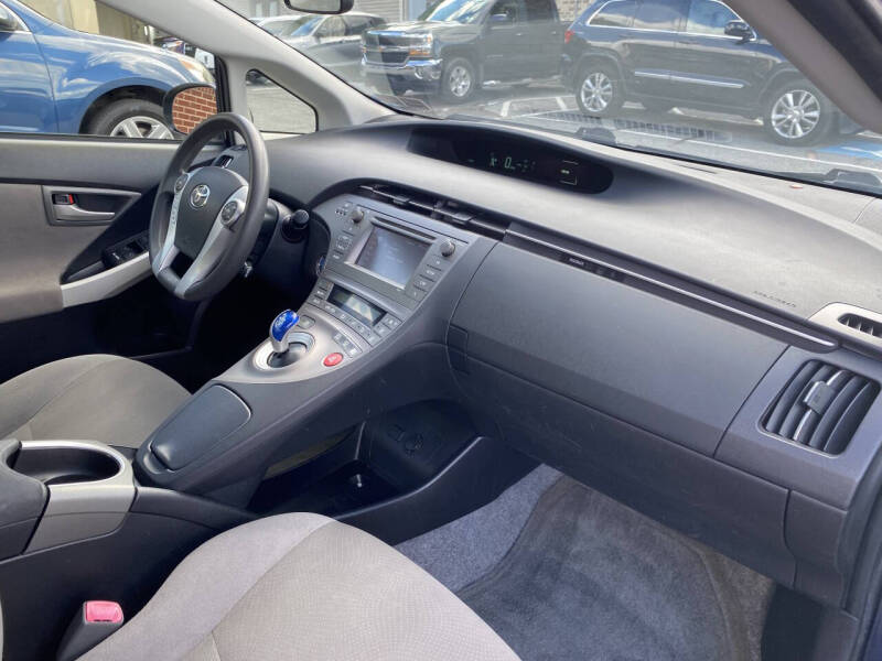 2013 Toyota Prius Two