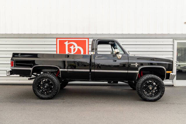 1985 Chevrolet C/K 20 Series 37