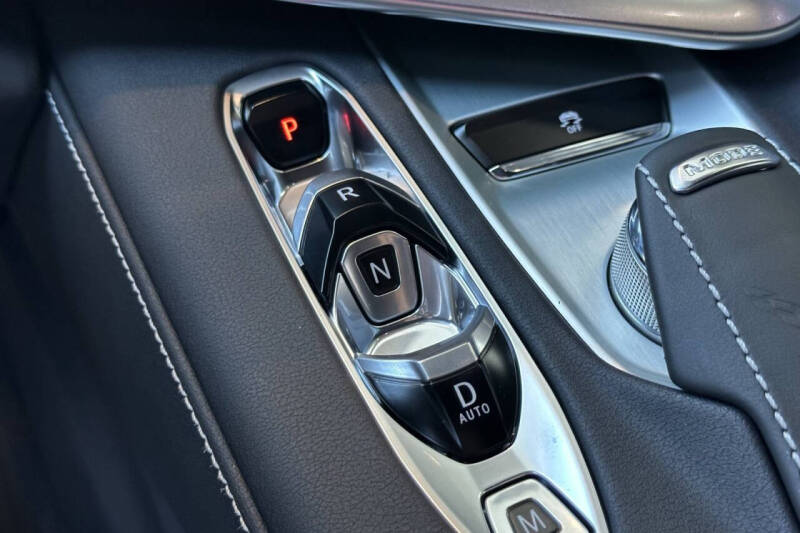 2025 Chevrolet Corvette E-Ray