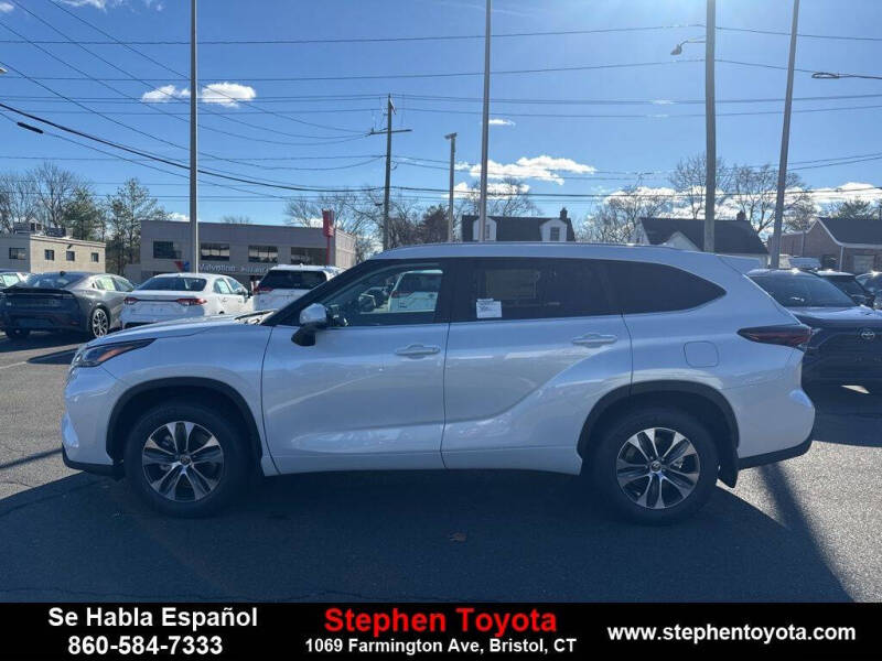 2026 Toyota Highlander XLE