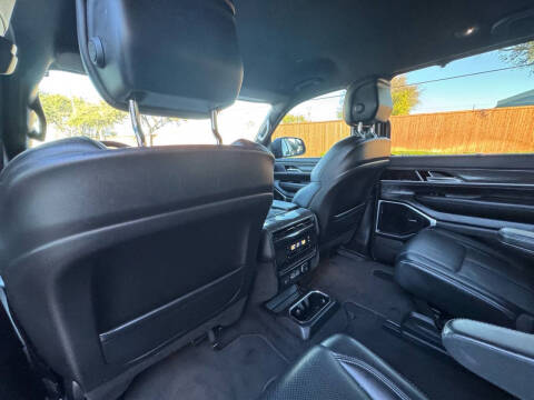 2022 Jeep Wagoneer Series III