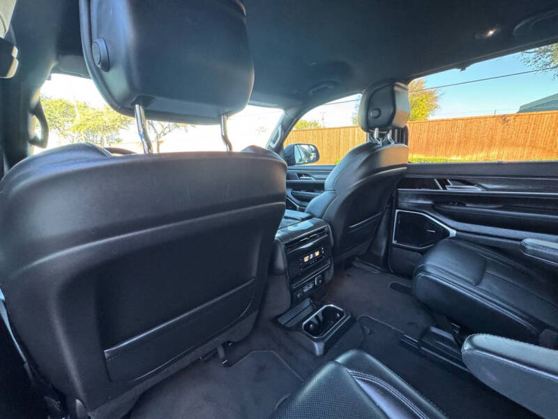 2022 Jeep Wagoneer Series III