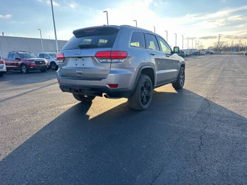 2017 Jeep Grand Cherokee Laredo