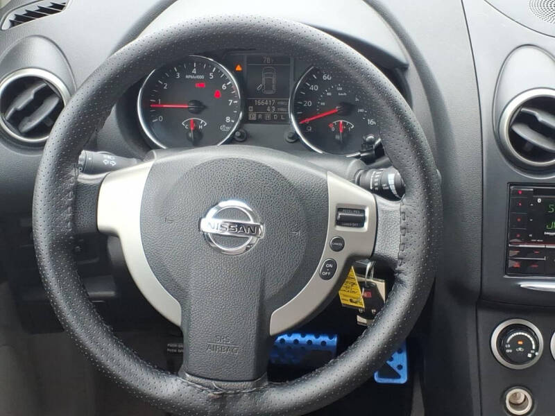 2011 Nissan Rogue S Krom