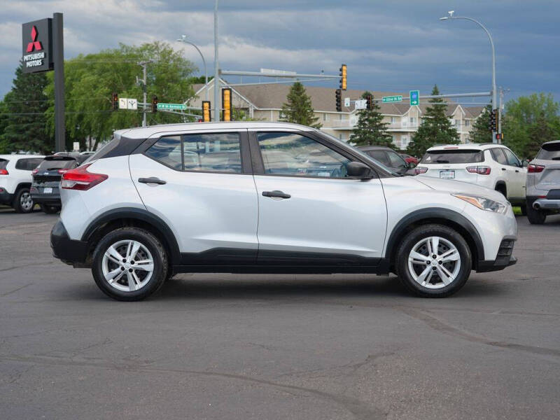 2020 Nissan Kicks S