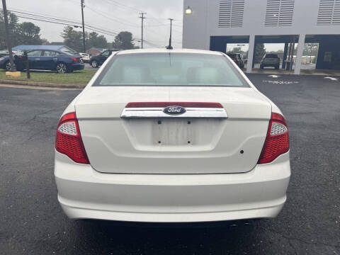 2011 Ford Fusion SEL