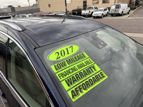 2017 Chrysler Pacifica Hybrid Platinum