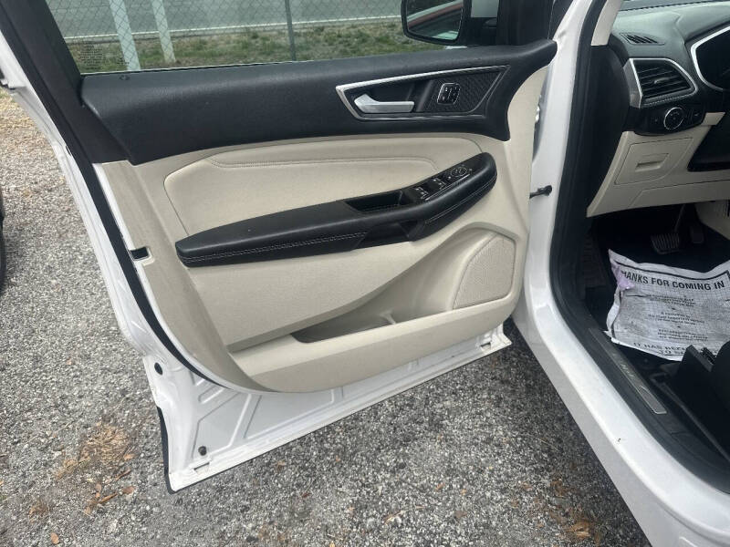 2017 Ford Edge Titanium