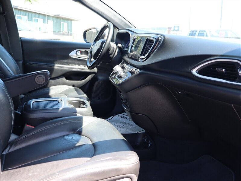 2020 Chrysler Pacifica Touring L Plus