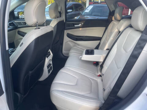 2018 Ford Edge Titanium