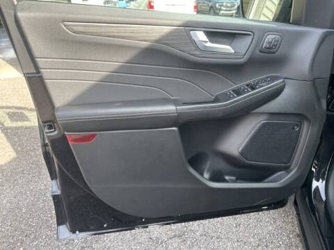 2026 Ford Escape Platinum