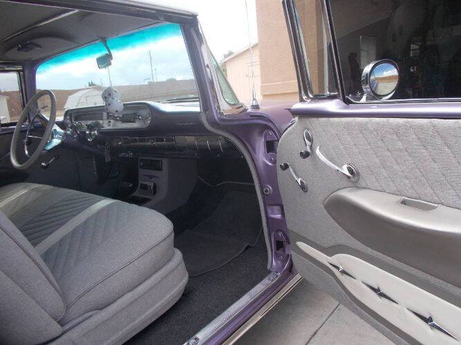 1957 Pontiac Chieftain