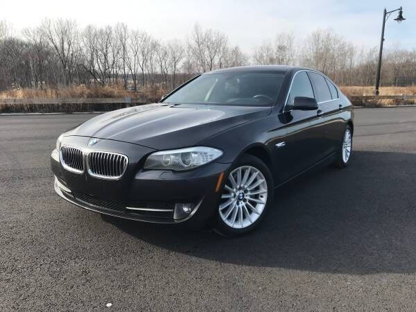 2013 BMW 5 Series for sale at CLIFTON COLFAX AUTO MALL in Clifton NJ