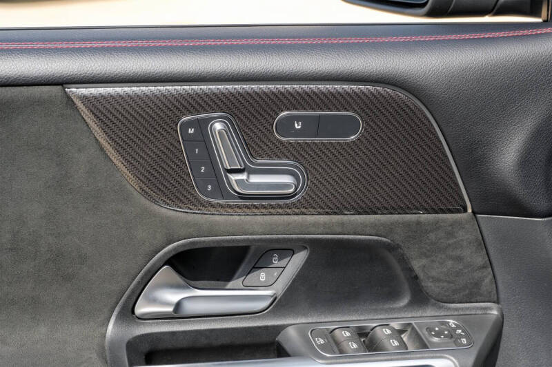 2024 Mercedes-Benz GLB GLB 250