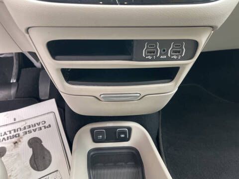 2021 Chrysler Pacifica Touring L