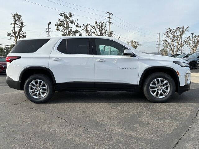 2023 Chevrolet Traverse LS