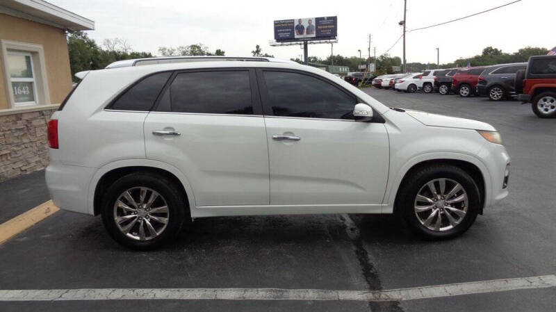 2011 Kia Sorento SX