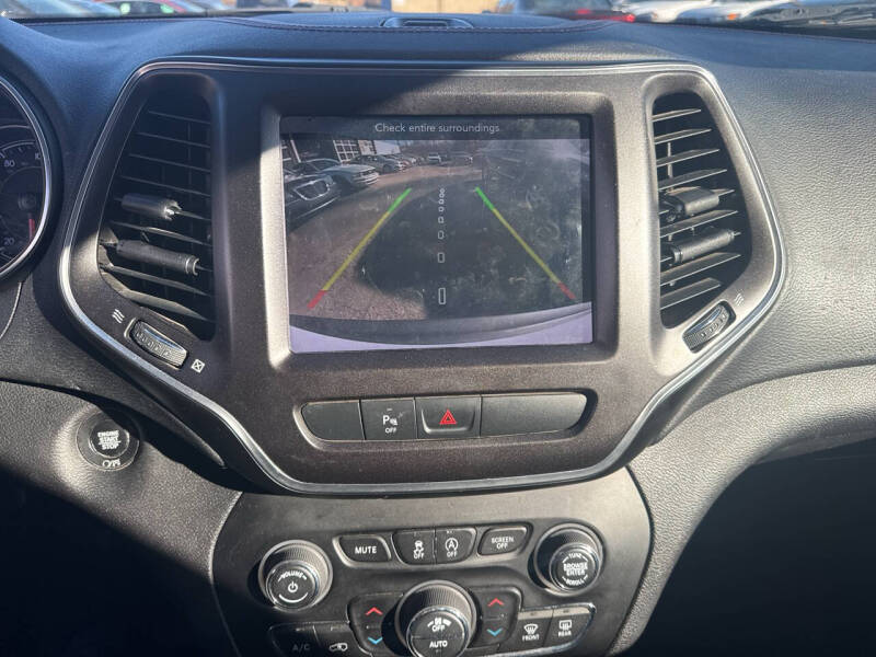 2020 Jeep Cherokee Trailhawk