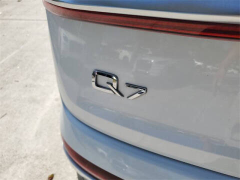 2020 Audi Q7 quattro Premium Plus 55 TFSI