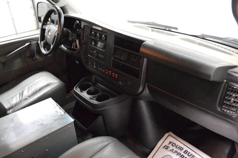 2016 Chevrolet Express 2500