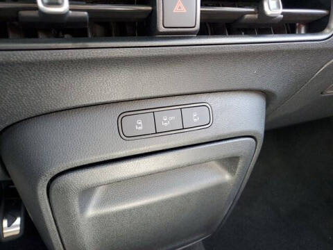 2025 Volkswagen ID. Buzz Pro S Plus 4Motion