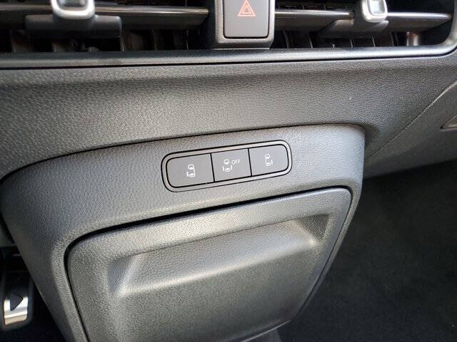 2025 Volkswagen ID. Buzz Pro S Plus 4Motion