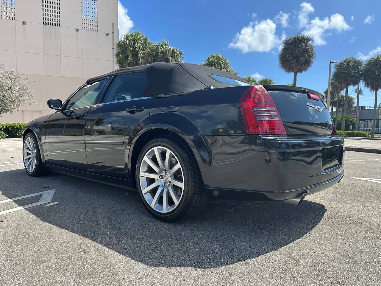 2007 Chrysler 300 4