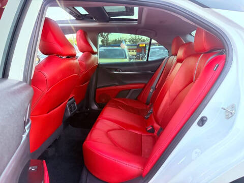 2020 Toyota Camry XSE