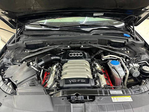 2012 Audi Q5 3.2 quattro Premium Plus